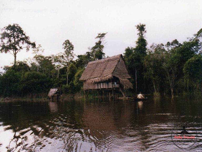 Floating house Iquitos